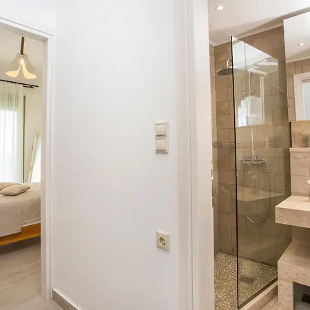 Egli Luxury Hotel apartamentowy Archangelos (Rhodes)