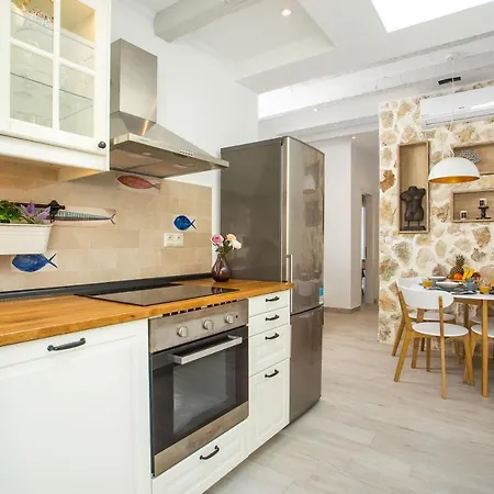 Egli Luxury Hotel apartamentowy